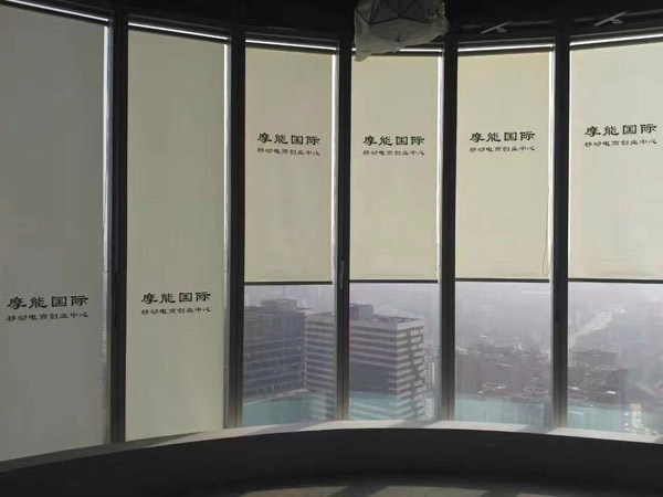 摩能国际工程卷帘